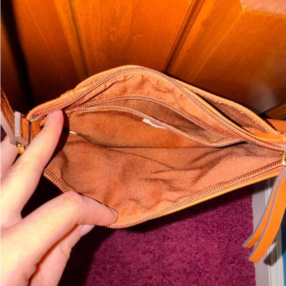 Purse - Picture 3 of 3